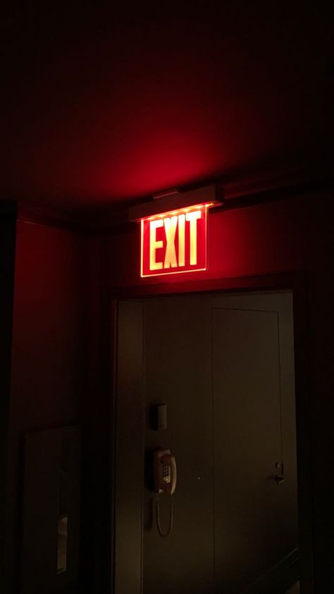 Exit Wallpapers, Exit Door Aesthetic, Exit Sign Aesthetic, Exit Room, Iphone Red Wallpaper, Emergency Exit Signs, French Exit, Sign Photography, Dark Street