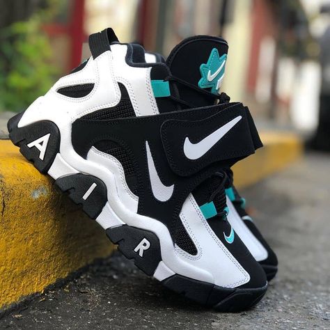 🚨 NIKE AIR BARRAGE MID “BLACK WHITE CABANA ” . . . . . .  #reposted  #niketn #nikeairmaxplus #niketuned1 #nike #airmax #footlocker… Nike Air Mid, Nike Air Barrage Mid, Nike Air Barrage, Nike Airmax Plus, Nike Air Vapormax 2019, Vapormax 2019, Nike Tn, Shoes Air, Nike Air Vapormax