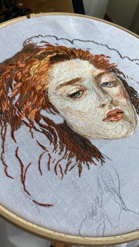 Hand Embroidery Portrait, Bead Embroidery Portrait, Fine Art Embroidery, Embroidering People, Portrait Textiles, Realism Embroidery, Bead Portrait, Stitched Portraits, Textile Portraits