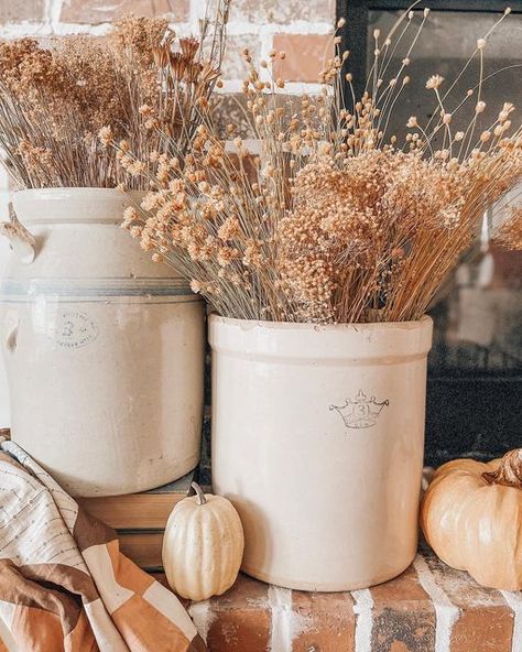 Vintage Crock Decorating Ideas, Vintage Crocks, Thrifted Fall Decor, Crocks Decor Ideas Farmhouse Style, Crock With Flowers, Crock Decor Ideas, Antique Crocks Decor Ideas, Crock Decorating Ideas, Crocks Decor Ideas