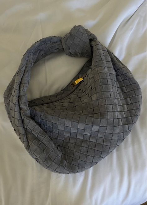 Bottega Jodie, Bottega Bag, Bottega Veneta Bag, Bag Obsession, Grey Bag, Fancy Bags, Pretty Bags, Cute Bags, Cloth Bags