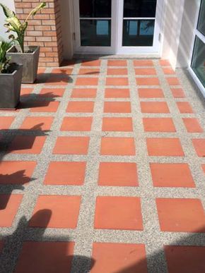 William Ramos, Pavement Bricks, Spanish Floor Tile, Wood Block Flooring, Pavement Design, Paver Tiles, Driveway Design, Kerala House Design, Kerala Houses