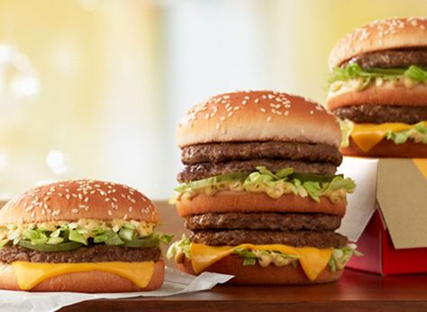 13 Menu Items McDonald's Employees Won't Eat | Eat This Not That Kfc Gravy, Sauce Burger, Mcdonald Menu, Mcdonalds Gift Card, Double Cheeseburger, Fast Food Items, Beef Patty, Fast Food Chains, Big Mac