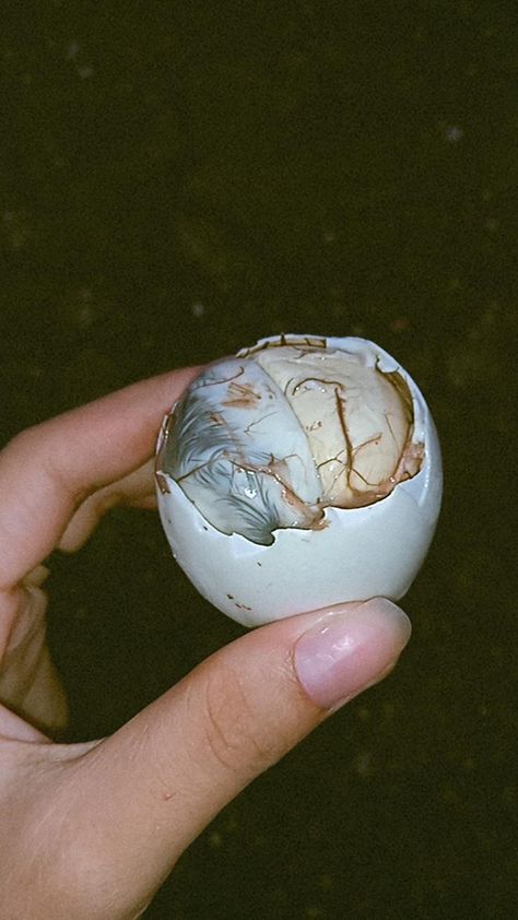 Balut Egg Philippines, Balut Egg, Beautiful Good Night Messages, Filipino Street Food, Night Messages, Filipino Food, Good Night Messages, Filipino Recipes, Street Food