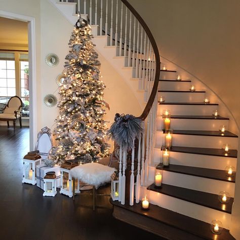 Staircase Christmas, Classy Christmas Decor, Christmas Staircase Decor, Christmas Staircase, Holiday Giveaways, Glam Christmas, Staircase Decor, Romantic Christmas, Classy Christmas