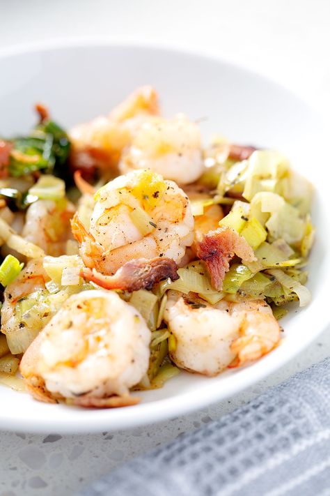 Sautéed Shrimp with Leeks & Bacon Shrimp And Leeks, Shrimp And Leek Recipes, Leeks Recipes, How To Clean Leeks, Leeks Recipe, Mexico Recipes, Bacon Dishes, Paleo Dinners, Leek Recipes