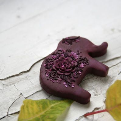 Polymer Clay Elephant, Clay Elephant, Clay Embroidery, Polymer Clay Embroidery, Love Yourself More, Clay Pendants, Polymer Clay Animals, Polymer Crafts, Polymer Clay Tutorials