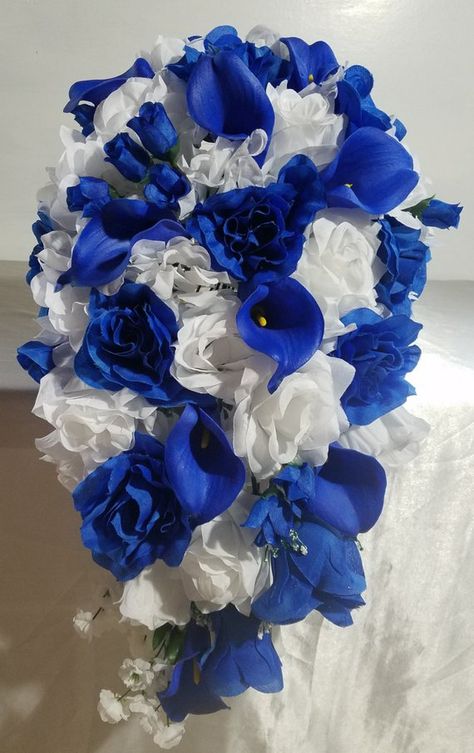 Bouquet Accessories, Fall Wedding Nails, Calla Lily Bridal, Bridal Wedding Bouquet, Bridal Bouquet Blue, Cascading Wedding Bouquets, Bouquet Holder, Calla Lily Bouquet, Rose Corsage