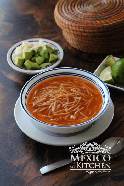 Learn how to make this traditional golden noodle soup loved by many in your own home. Ready in 30 minutes! Star Noodle Soup, Mexican Chicken Noodle Soup, Recipes Mexican, Mexican Chicken, Chicken Noodle Soup, Chicken Noodle, Own Home, Tex Mex, Noodle Soup