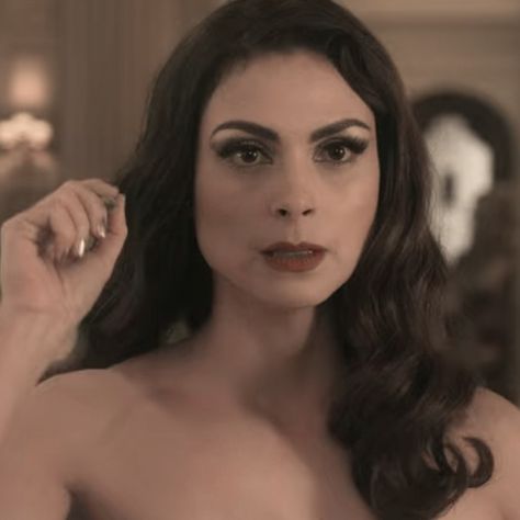 Beatrice Baudelaire icons - asoue Beatrice Baudelaire, Morena Baccarin, Unfortunate Events, A Series Of Unfortunate Events, Idea Board, James Potter, Overwatch, Face Claims, Revenge