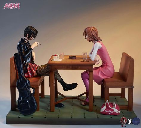 Nana Anime Figurines, Trinkets For Shelves, Action Figures Aesthetic, Osaki Nana, Komatsu Nana, Paradise Kiss, Nana Komatsu, Nana Osaki, Resin Statue