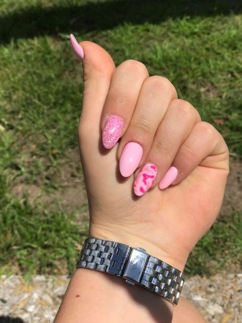 Pink camo nails😍 Green Camo Nails, Pink Camo Nails, Camo Nail Designs, Camouflage Nails, Camo Nails, Zebra Nails, Pink Aura, Pink Nail Designs, Manicures Designs