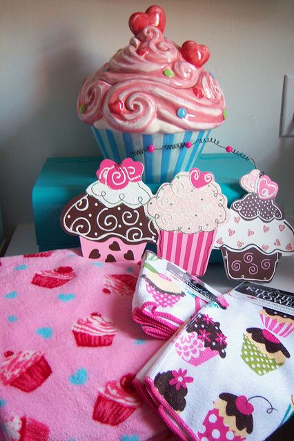 Cupcakes, cupcakes, cupcakes Candy Themed Kitchen, Cupcake Themed Kitchen, Cupcake Cookie Jar, Cupcake Tumbler, Cupcake Wall, Cupcake Kitchen Decor, Pink Cupcake Pillow, Best Cupcake, Cupcake Crafts