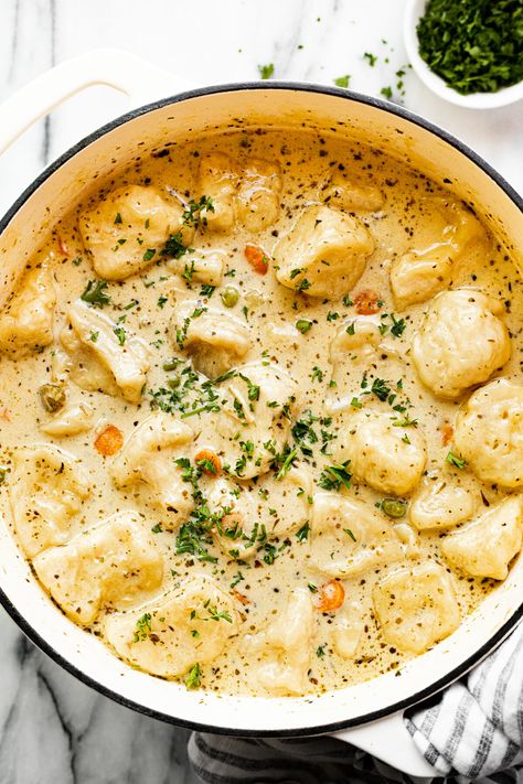 Chicken And Dumplings Pillsbury, Chicken And Dumplings Recipe With Biscuits, Chicken Dumpling, Chicken Dumpling Soup, Cheesy Chicken Spaghetti, Dumpling Soup, Dumpling Dough, Delicious Veggies, Homemade Dumplings