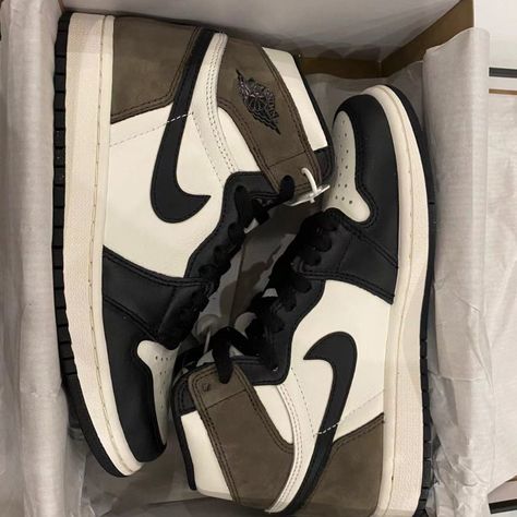 Jordan Air Jordan 1 Retro High Og "Dark Mocha" Air Jordan Mocha, Jordan 1 Mochas, Af Shoes, Brown Jordan 1, Hard Shoes, Jordan 1 Dark Mocha, Jordan 1 Mocha, Jordan 4 Red, Pretty Sneakers