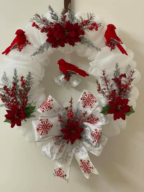 Butterfly Christmas Wreath, Cardinal Christmas Wreath Ideas, Cardinal Christmas Wreath, Cardinal Wreath Ideas, Advent Wearth, Diy Christmas Wreaths Ideas How To Make, Dollar Tree Christmas Wreaths Diy, Cardinal Wreaths, Wreath Ideas Christmas