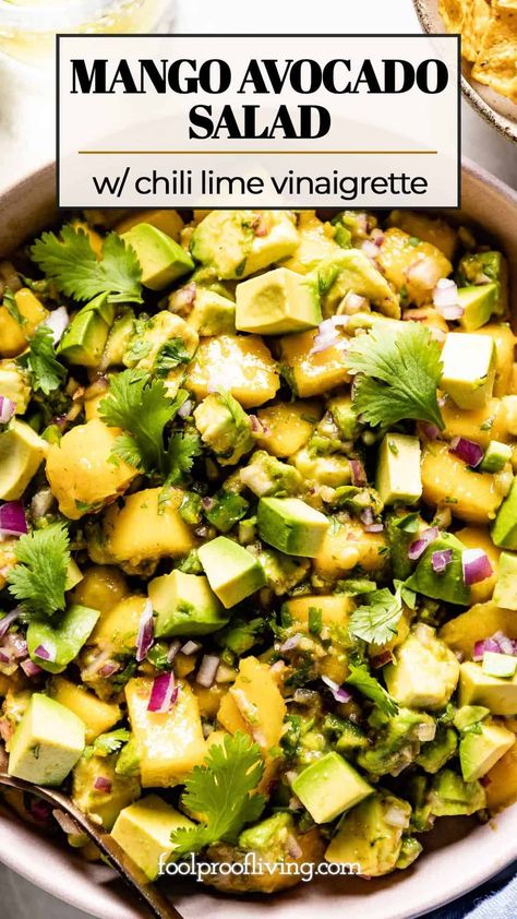 Mango Cashew Salad, Kale Mango Salad, Avocado Mango Salad Recipes, Mango Avocado Salad Recipe, Mango Avacado Salad, Grey Lengha, Mango Ripe, Mango And Avocado Salad, Avocado Mango Salad