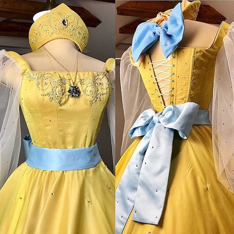 Anastasia Lion (@anastasia_lion) • Instagram photos and videos Rapunzel Cosplay Dress, Anastasia Inspired Outfits, Anastasia Yellow Dress, Princess Dresses Aesthetic, Anastasia Costume, Anastasia Cosplay, Disney Anastasia, Anastasia Broadway, Cosplay Disney