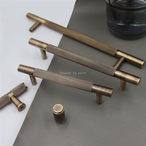 WouND Light Luxurious and Contracted Solid Bronze Brass Knurled Handle Drawer Door Handle Cabinet Knobs 1Pcs (Color : 96mm) - Amazon.com Door Knobs Brass, Bronze Door Handle, Cheap Cabinets, Cabinet Door Knobs, Bronze Door, Coffee Carts, Handle Cabinet, Drawer Handles, Cabinet Pull