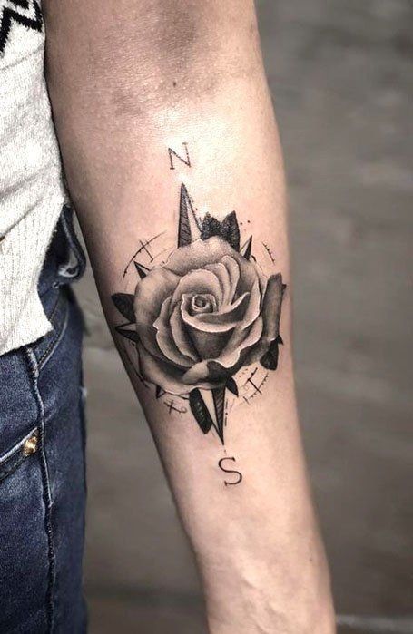 Compass Tattoo Ideas, Traditional Compass Tattoo, Geometric Compass Tattoo, Viking Compass Tattoo, Nautical Compass Tattoo, Compass And Map Tattoo, Small Compass Tattoo, Compass Tattoo Men, Jaguar Tattoo