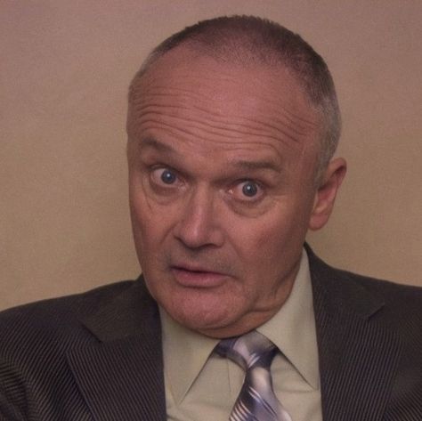 the office | creed bratton | aesthetic icons Creed Bratton The Office, Creed The Office, Creed Bratton, Pam Beesly, Office Icon, Office Color, Dunder Mifflin, Office Colors, Intp