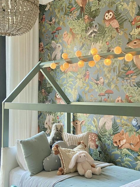 Cottagecore Kids Bedroom, Woodland Room Decor, Jimmy Cricket, Fairytale Room, Woodland Room, Ideas Habitaciones, Boy Girl Room, Baby Room Themes, Kids Rooms Diy