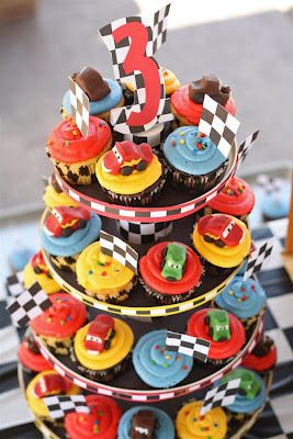 Disney Cars Party, Hot Wheels Birthday, Disney Cars Birthday, Cars Birthday Party Disney, Car Themed Parties, Car Birthday Theme, Race Car Birthday Party, Car Theme, Cars Theme Birthday Party