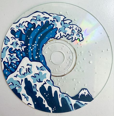 Cd Upcycling Ideas, Painted Cd Ideas, Painting On Objects, Painted Cds Aesthetic, Painting On Cds, Disk Painting, Cd Custom, Cd Painting Ideas, Cd Recycle