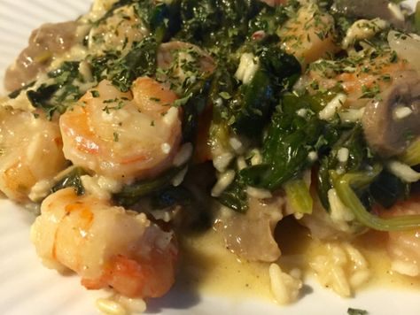 Shrimp And Sauteed Spinach, Shrimp And Spinach Recipes, Shrimp And Spinach, Shrimp Spinach, Spinach Benefits, Spinach Recipe, Shrimp And Asparagus, Sauteed Shrimp, Creamy Cauliflower