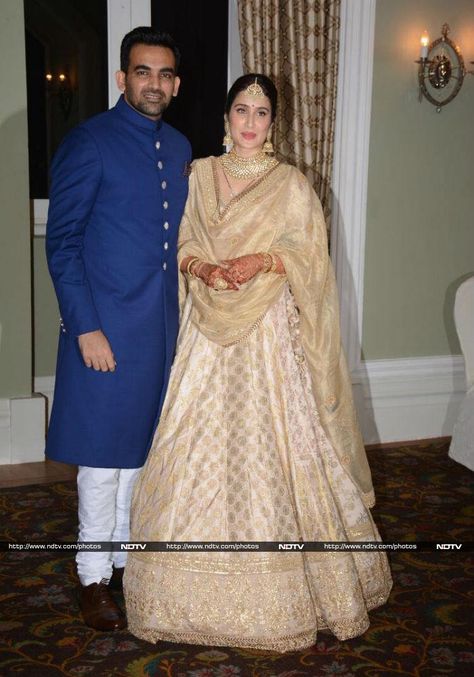 Sabyasachi Suits, Sagarika Ghatge, Designer Lehanga, Zaheer Khan, Engagement Dress For Groom, Golden Dupatta, Sabyasachi Collection, Indian Wardrobe, Bride Reception Dresses