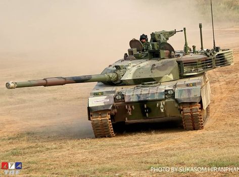 Chinese tank VT-4 days of export in Taylad