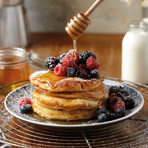 Gordon Ramsay Breakfast, Royal Breakfast, Happy Pancake Day, Scotch Pancakes, Second Breakfast, Gluten Free Pancakes, Natural Yogurt, Pancake Day, Fit Food