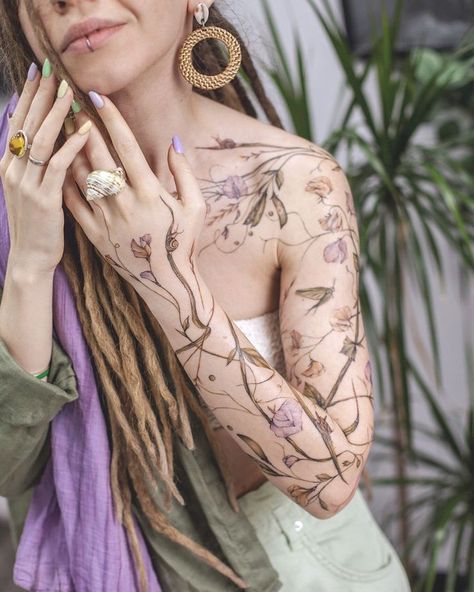 Botanic Sleeve Tattoo, Botanical Arm Sleeve, Feminine Tattoo Sleeves Non Floral, Ethereal Tattoo Aesthetic, Ethereal Tattoo Sleeve, Ethereal Tattoo Ideas, Tattoo Ethereal, Tattoos Ethereal, Vintage Botanical Tattoo