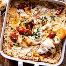 Roasted Garlic Bread Caprese Dip - Half Baked Harvest Caprese Dip, Roasted Garlic Bread, Horderves Appetizers, Caprese Appetizer, Italian Diet, Half Baked, Half Baked Harvest, Sliced Tomato, Yummy Dips