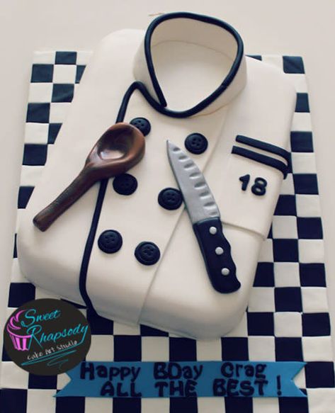 A chef coat cake for a budding student of Hotel Management. Inside it was a chocolate cake filled and frosted with an absolutely sinful peanut butter chocolate ganache heart – 10.04.2015 Cake credits : Tina and Gail Tort Special, Bible Cake, Chef Cake, Thematic Cake, Fondant Flower Cake, Baker Cake, Cool Cake Designs, Ice Cake, Chef Coat