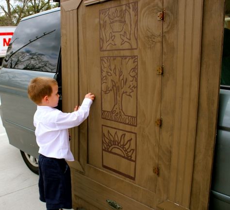 DONE. Wood was possible but with time issues we went with cardboard.  Thank God for my amazing artistic husband.  It was awesome!  The children walked through the door to get to the party room. Narnia Decorations, Narnia Decor, Narnia Play, Narnia Door, Narnia Christmas, Narnia Birthday, Forest Room Decor, Narnia Party, Narnia Wardrobe