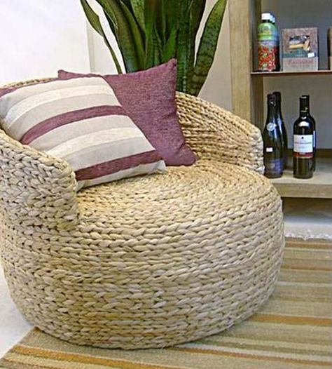 Kursi Ban, Tire Ottoman, Tire Chair, Tire Chairs, Tire Furniture, Diy Ottoman, Cheap Ideas, Diy Outdoor Decor, Old Tires