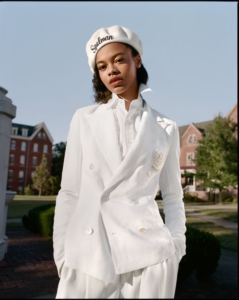 Image Hbcu Fashion, Maroon Blazer, Spelman College, Collegiate Style, Super Rich Kids, Women's Outfits, Preppy Style, Fashion Photographer, Fashion Photo