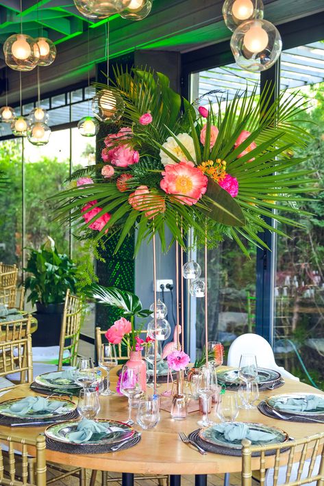 Tropical Floral Centerpieces, Tropical Wedding Flowers Centerpieces, Tropical Wedding Party, Island Theme Wedding, Tropical Event, Tropical Wedding Centerpieces, Tropical Centerpieces, Tropical Wedding Theme, Tropical Glam