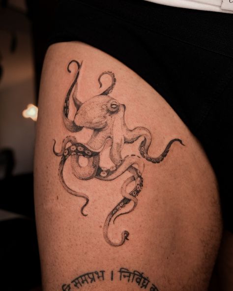 The octopus in micro realism Booking for October/November • Only LISBON #tattoocommunity #tattoolisboa #tattoolisbon #tattooportugal #lisboatattoo #lisbontattoo #octopustattoo #polvotattoo Outside Elbow Tattoos For Women, Octopus Tramp Stamp, Octopus Tattoos For Women, Small Realism Tattoo, October Tattoo Ideas, Small Octopus Tattoo, Tattoo Octopus, Wave Tattoos, Micro Realism