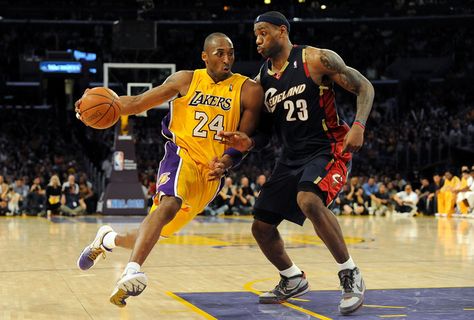 all time greatest basketball players | 50 Greatest NBA Players of All Time: Where Do LeBron James and Kobe ... Rip Kobe, Nike Lebron Shoes, Kobe Lebron, Mamba Mentality, Nike Air Max 2016, Kobe Bryant Black Mamba, Air Max Day, School Basketball, New Nike Shoes