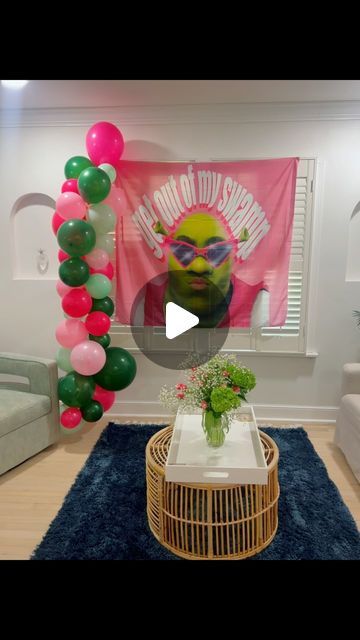 Shrek Bachelorette Party, Shrek Party Ideas Decoration, Shrek Decorations, Shrek Wedding, Shrek Birthday, Tiktok Wedding, Bachelorette Party Themes, Bach Party, Bachelorette Weekend