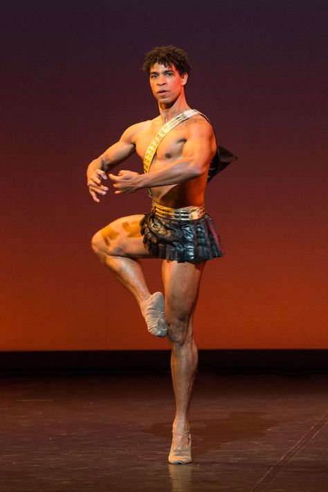 Carlos Acosta in Diana and Actaeon. Male Ballerina, Ballet Men, Carlos Acosta, Male Dancers, Male Ballet, Masculine Fashion, Male Ballet Dancers, Male Dancer, Ballet Costumes