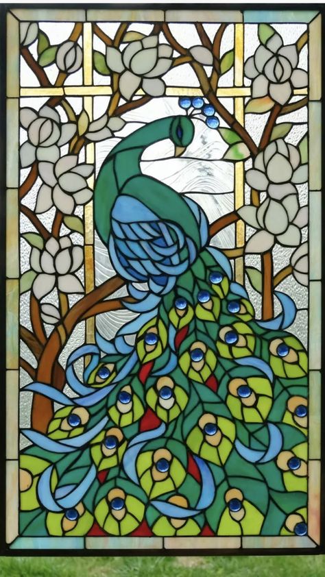 Peacock Glass Painting, Traditional Stained Glass Panels, Stained Glass Peacock, Stained Glass Mosaic Patterns, Glass Painting Patterns, Stained Glass Patterns Free, Stained Glass Door, Glass Painting Designs, Stained Glass Paint