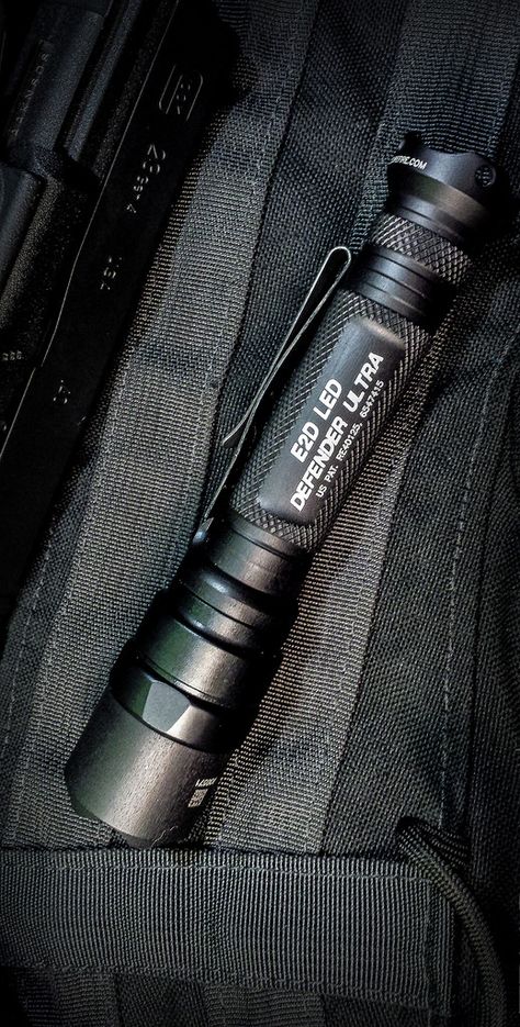 SureFire Defender Series LED Flashlights with Strike Bezel. Most sought after edc everyday carry flashlight of all time. - Everyday Carry Gear Natural First Aid Kit, Emergency First Aid Kit, Emergency First Aid, Tactical Light, Edc Gadgets, Tactical Wear, Tac Gear, Tactical Equipment, Rechargeable Light