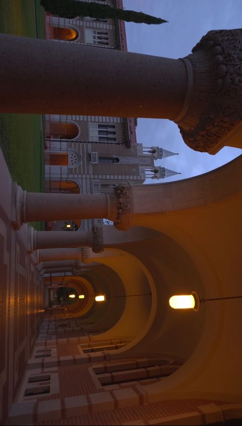 rice university <3 Rice University Aesthetic, Nalsar University, Fantasy Islands, Romanticizing College, Ideal Lifestyle, University Aesthetic, College Vision Board, 2024 Board, Rice University