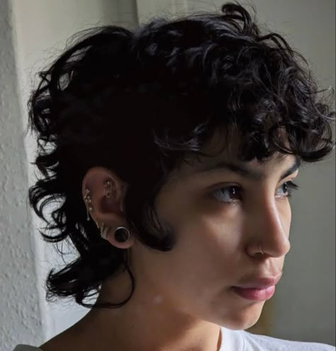 Penny Tovar Short Hair, Penny Tovar, Chic Mullet, Ugly Haircut, Short Curly Hair Pixie, Mini Mullet, Hair Short Curly, Curly Shag Haircut, Curly Pixie Hairstyles