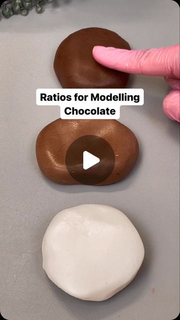 Modeling Chocolate Recipe, Modeling Chocolate Recipes, Illusion Cakes, Chocolate Modeling, Liquid Chocolate, Type Of Chocolate, Buttercream Ganache, Candy Melt, Realistic Cakes