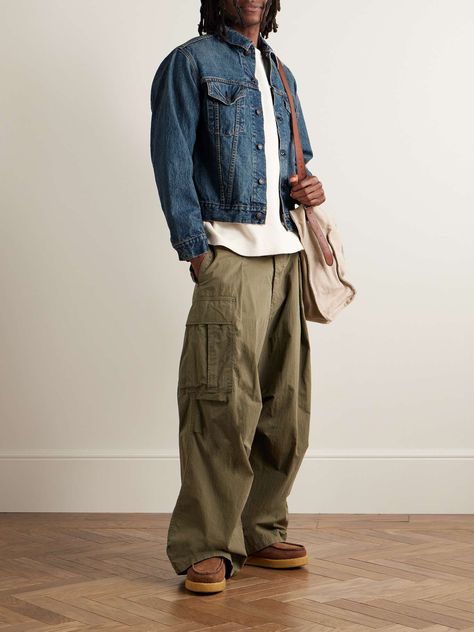 Baret Outfit, Jean Jacket Outfits Men, Japanese Street Fashion Men, Japanese Workwear, Denim Outfit Men, Japanese Mens Fashion, Vintage Overalls, Workwear Vintage, Denim Jacket Outfit