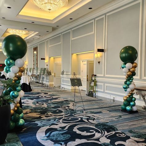 🎈 CORPORATE school event🎈 "Elevate your corporate event with custom balloon décor! Welcome guests with stylish balloon columns at the entrance, highlight the stage with vibrant columns, and create a stunning focal point with an organic balloon demi-arch backdrop. Perfect for adding a professional yet creative touch!" #balloongarland #balloonarch #greenballoon #boomballooncharleston #charlestonballoons #ballooncolumns Arch Backdrop, Green Balloon, School Event, Custom Balloons, Balloon Columns, Balloon Arch, Balloon Garland, The Stage, Balloon Decorations